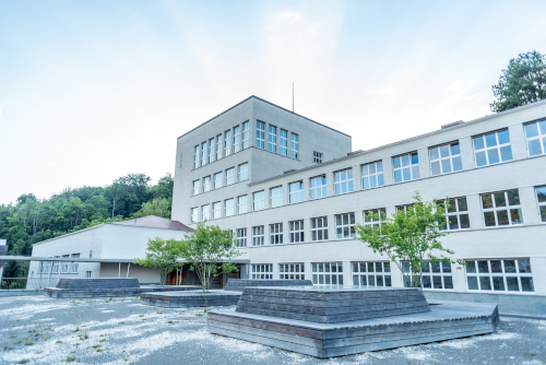 Sekundarstufenzentrum Burghalde und Sanierung Burghalde 1 in Baden